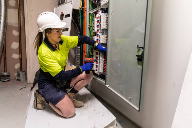 Best Local Electrician Companies  in Little Chute, WI